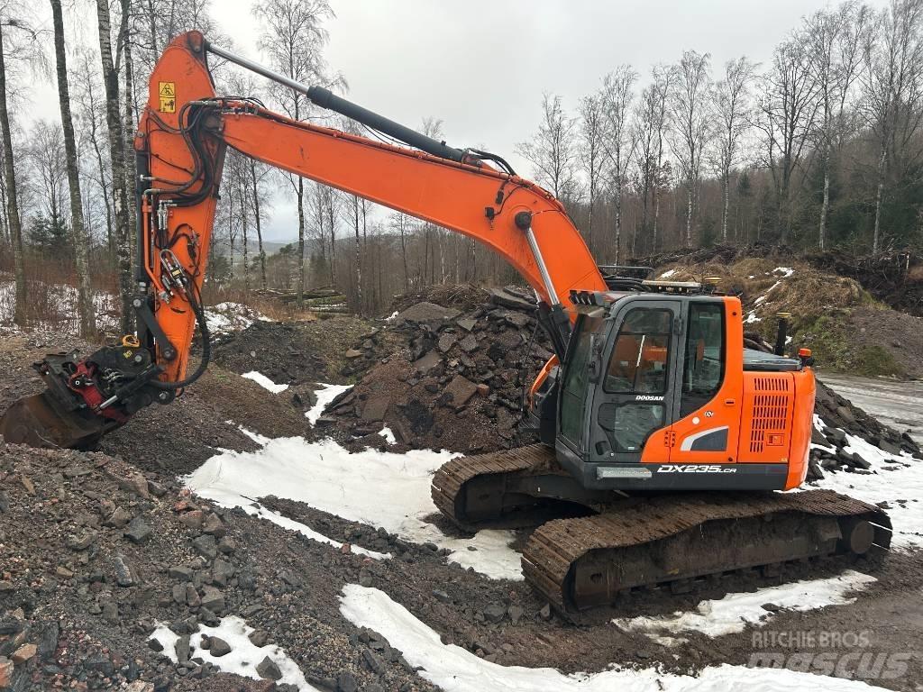 Doosan DX 235 LCR-5 Koparki gąsienicowe