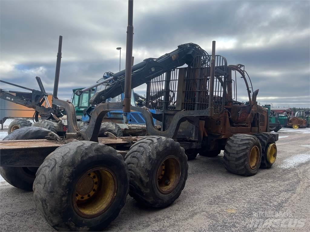 John Deere 1110E Forwardery