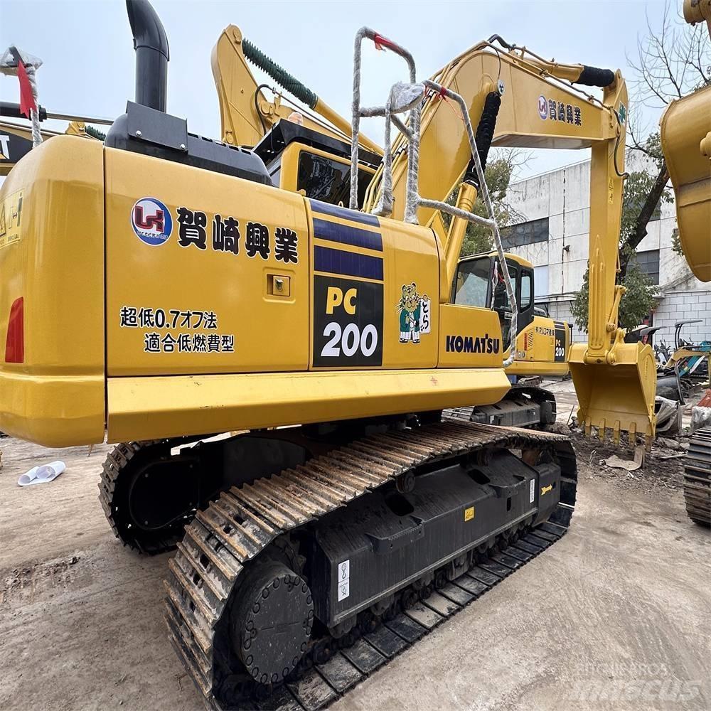 Komatsu PC 200 Koparki gąsienicowe