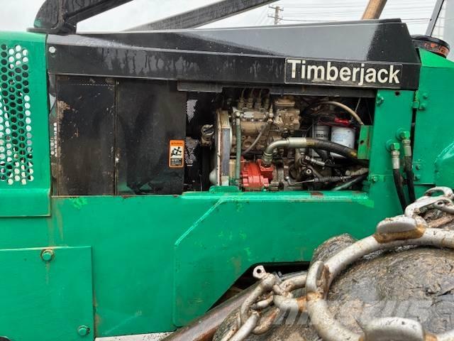 Timberjack 240C Skidery