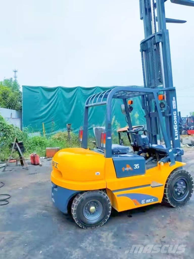 LiuGong CPC 35 Wózki Diesla