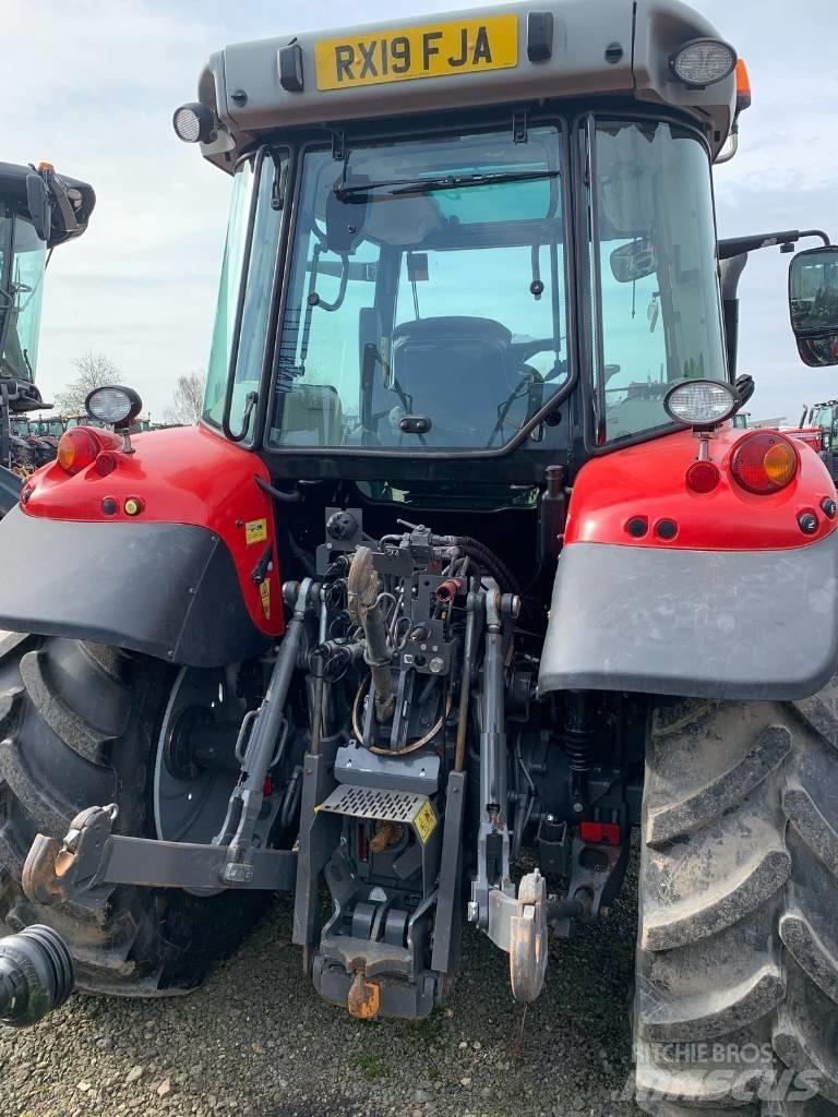 Massey Ferguson 5712 Ciągniki rolnicze