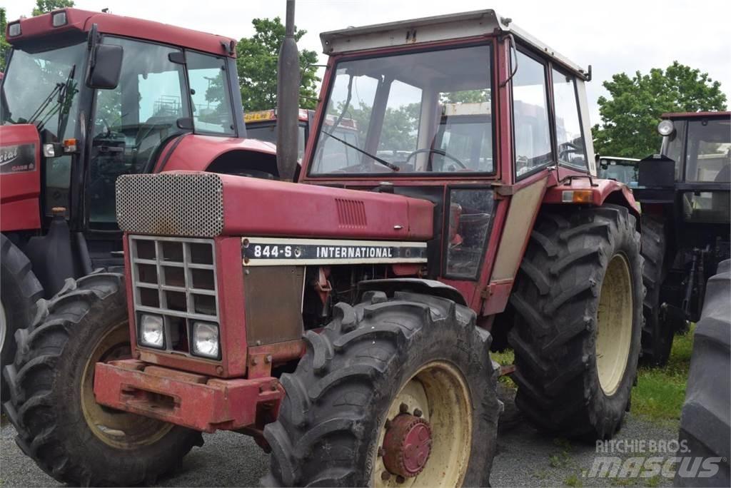 Case IH 844 A/S Ciągniki rolnicze