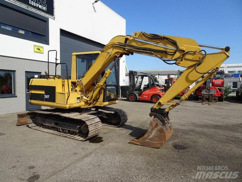 CAT 307 Minikoparki