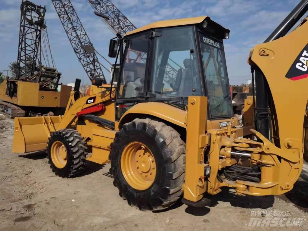 CAT 420 F Koparko-ładowarki