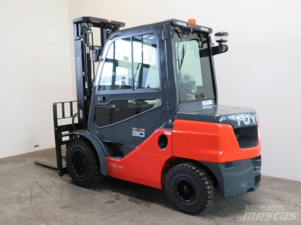 Toyota 52-8 FDF 30 Wózki Diesla