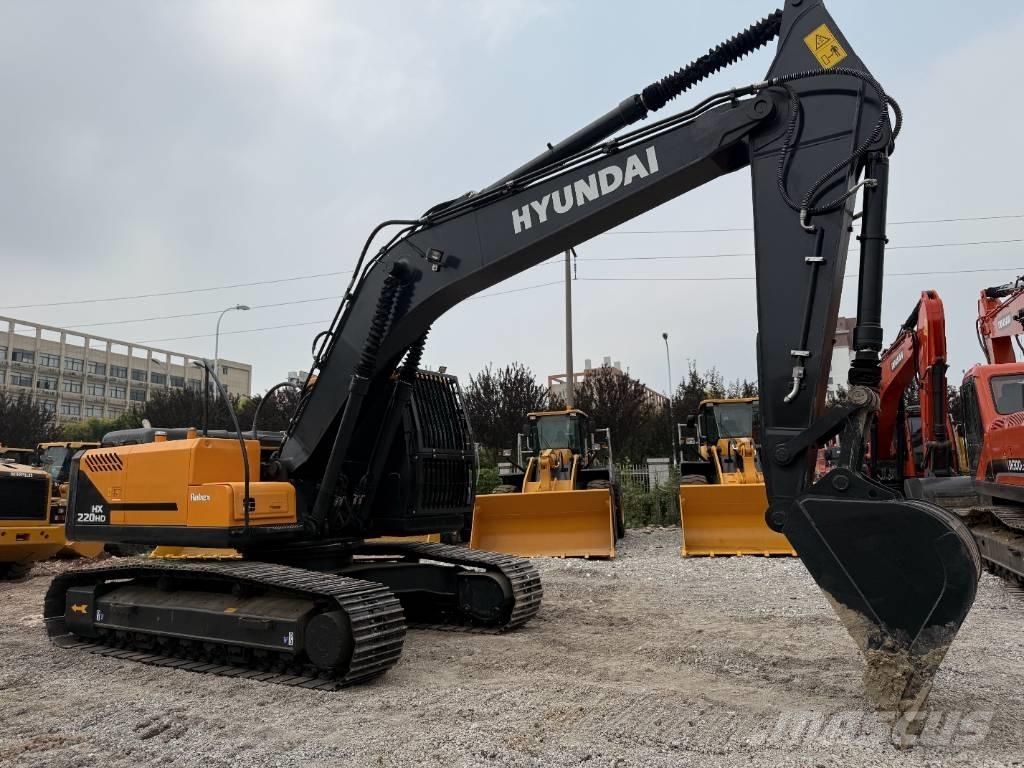 Hyundai HX 220 Koparki gąsienicowe