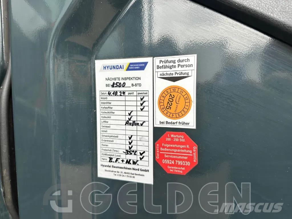 Hyundai HX220L Koparki gąsienicowe