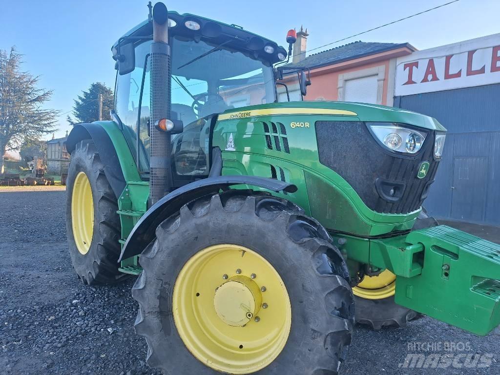 John Deere 6140 R Ciągniki rolnicze
