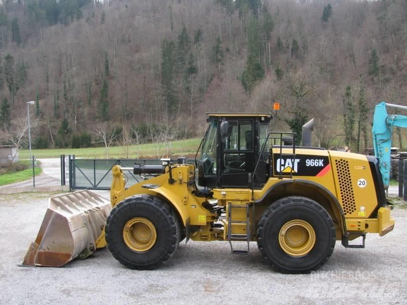 CAT 966K Top stanje Ładowarki kołowe