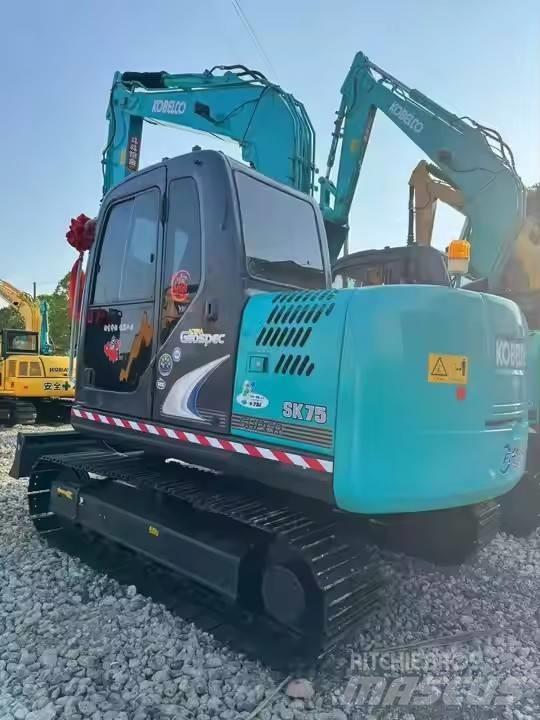 Kobelco SK 75 Koparki gąsienicowe