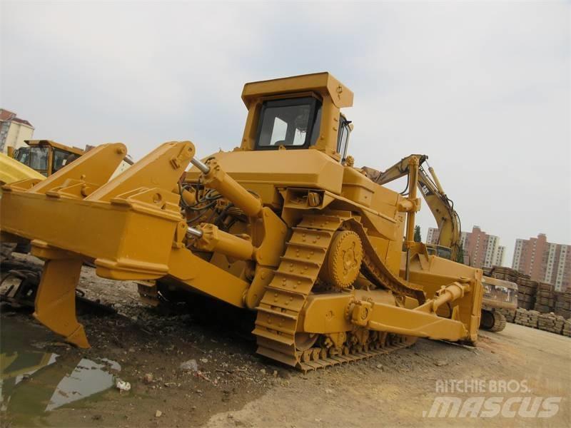 CAT D 10 Spycharki gąsienicowe