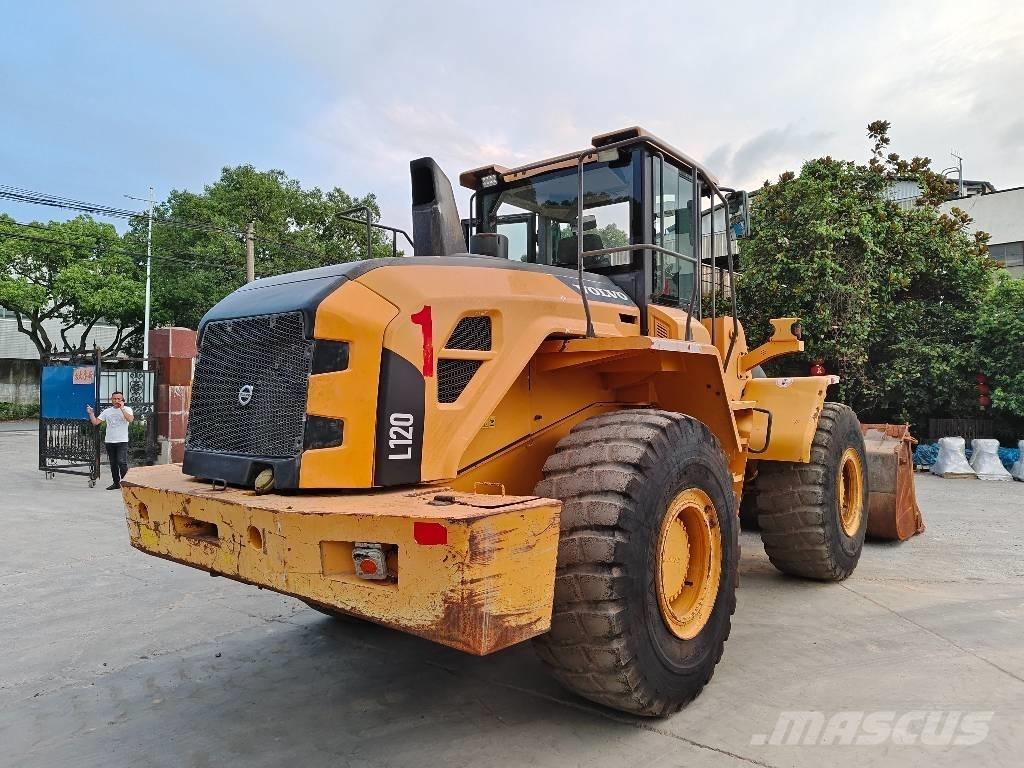 Volvo L 120 Ładowarki kołowe