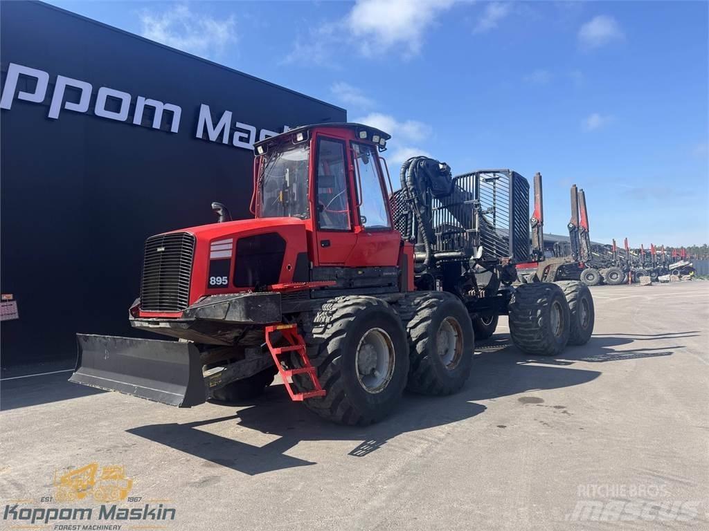 Komatsu 895 Forwardery