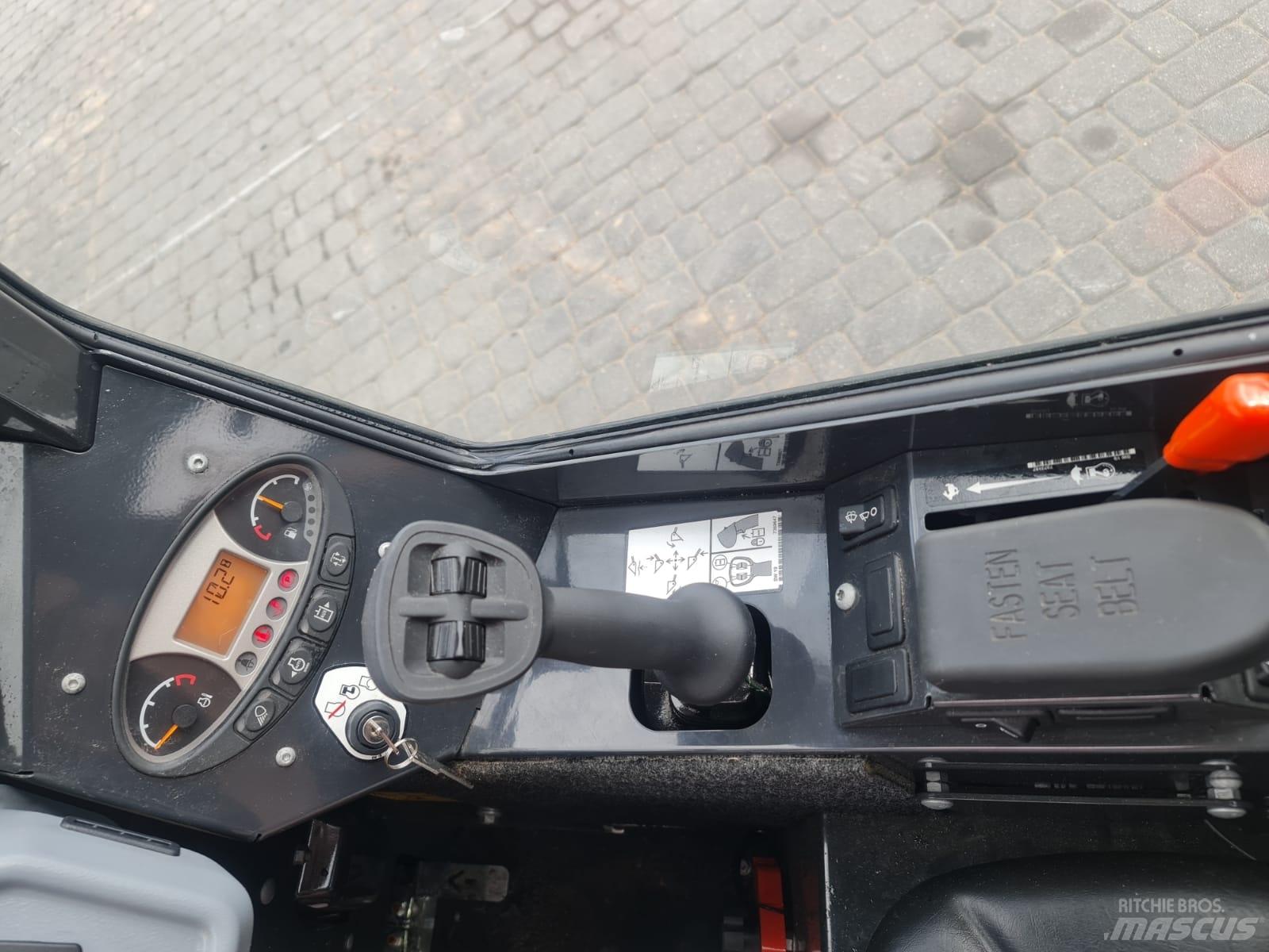 Bobcat L28 Miniładowarki
