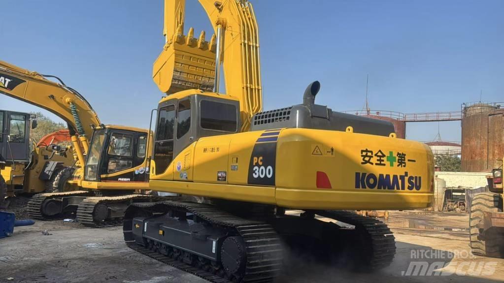 Komatsu PC 300 Koparki gąsienicowe