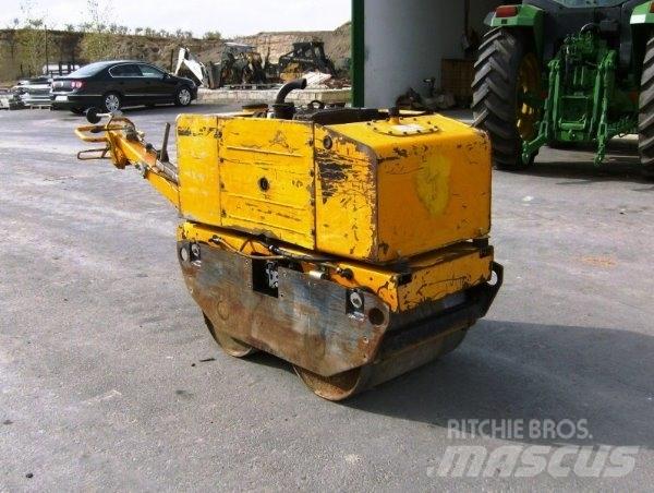 JCB VDM62 Holowane walce wibracyjne