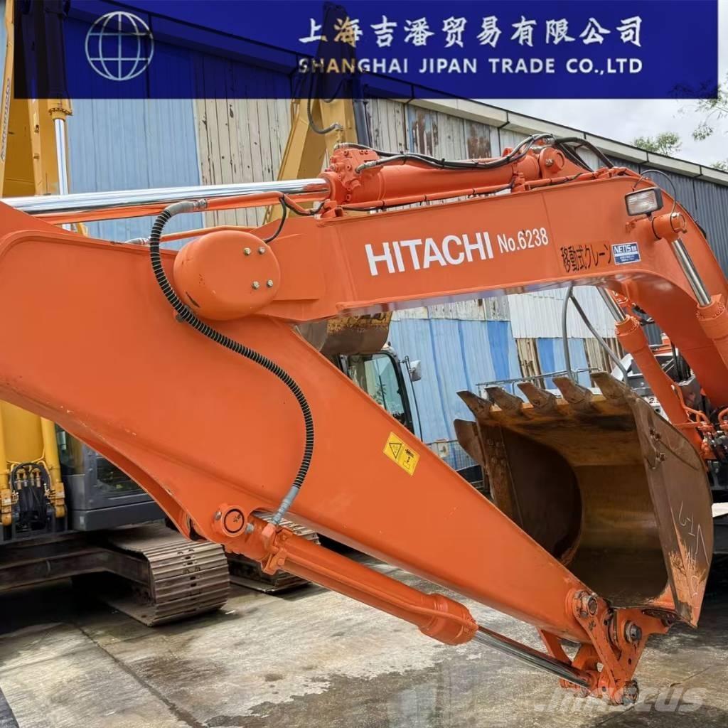 Hitachi ZX 135 Koparki gąsienicowe