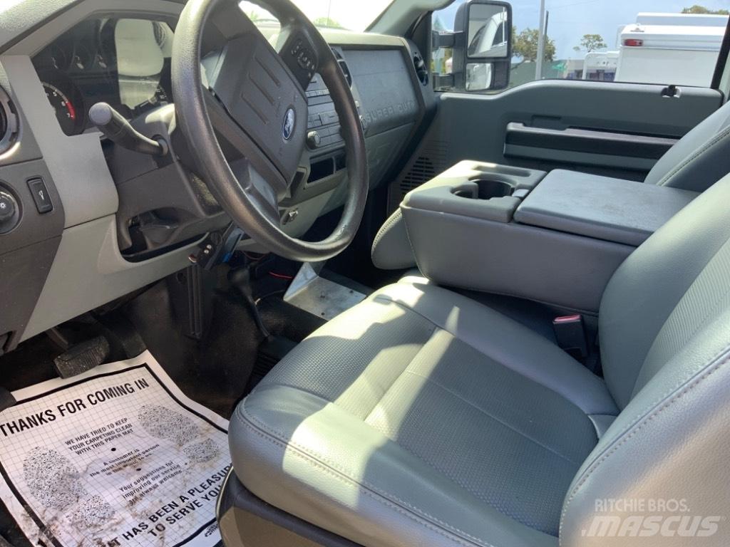 Ford F 250 SD Inne