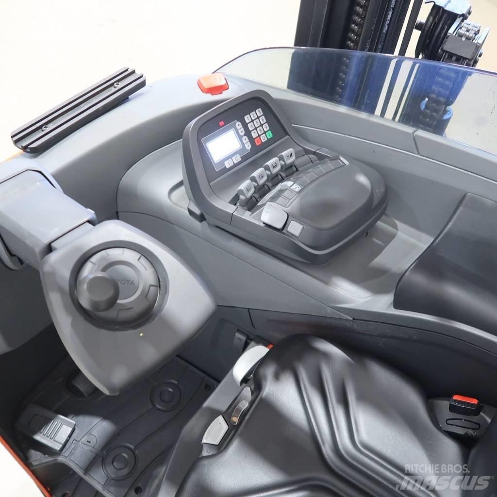 Toyota RRE140H Wózki widłowe wysokiego składowania