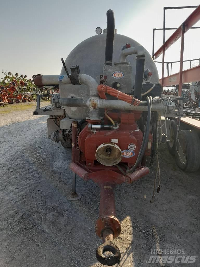 REM RB100 Cysterny do szlamu