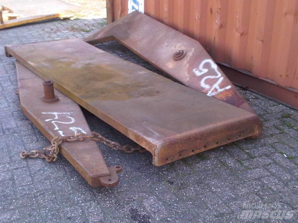 Volvo A25 tailgates Ramy i zawieszenie