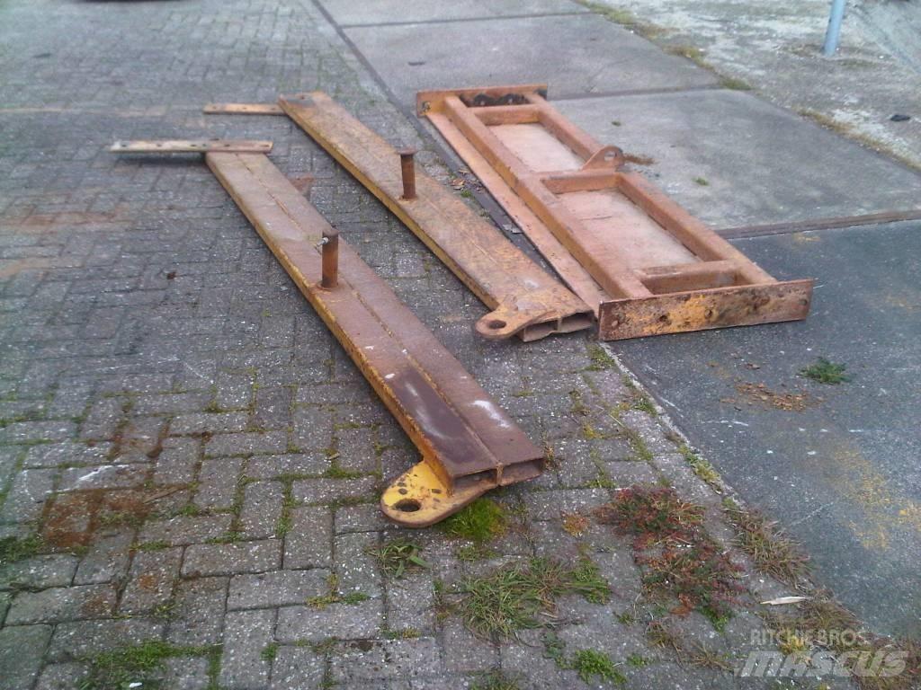 Volvo A25 tailgates Ramy i zawieszenie
