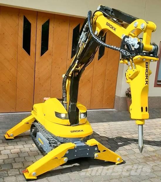 Brokk 110 Minikoparki