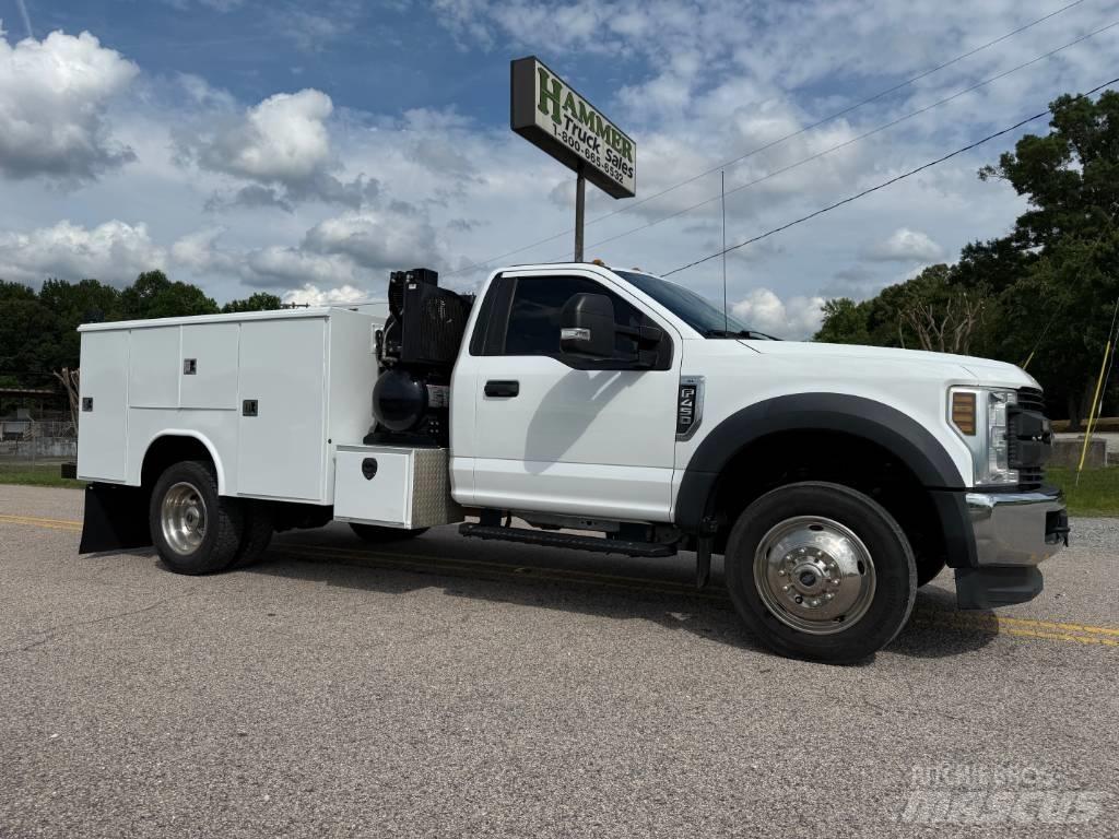 Ford F 450 Pojazdy komunalne