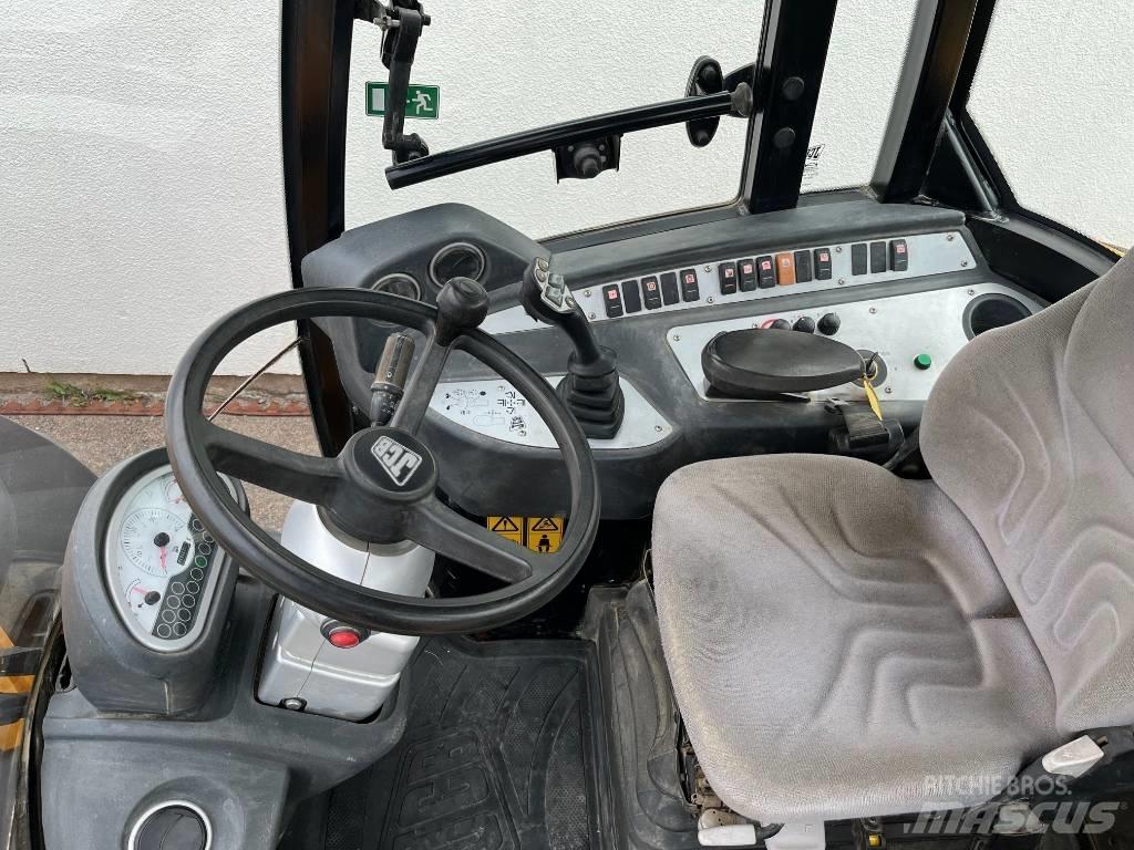 JCB TM 220 Ładowarki teleskopowe
