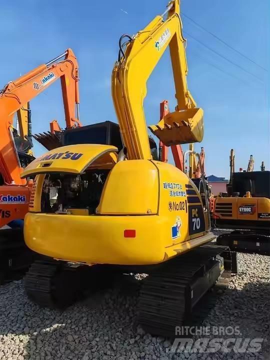 Komatsu PC70 Koparki gąsienicowe