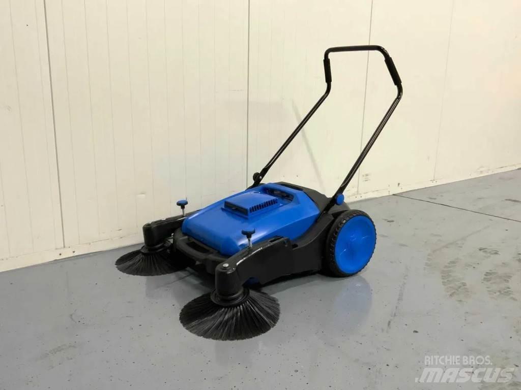  UMT Sweeper Zamiatarki - Zgarniarki - Odśnieżarki
