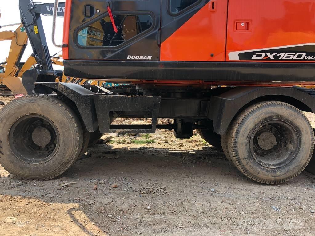 Doosan DX150W Koparki kołowe