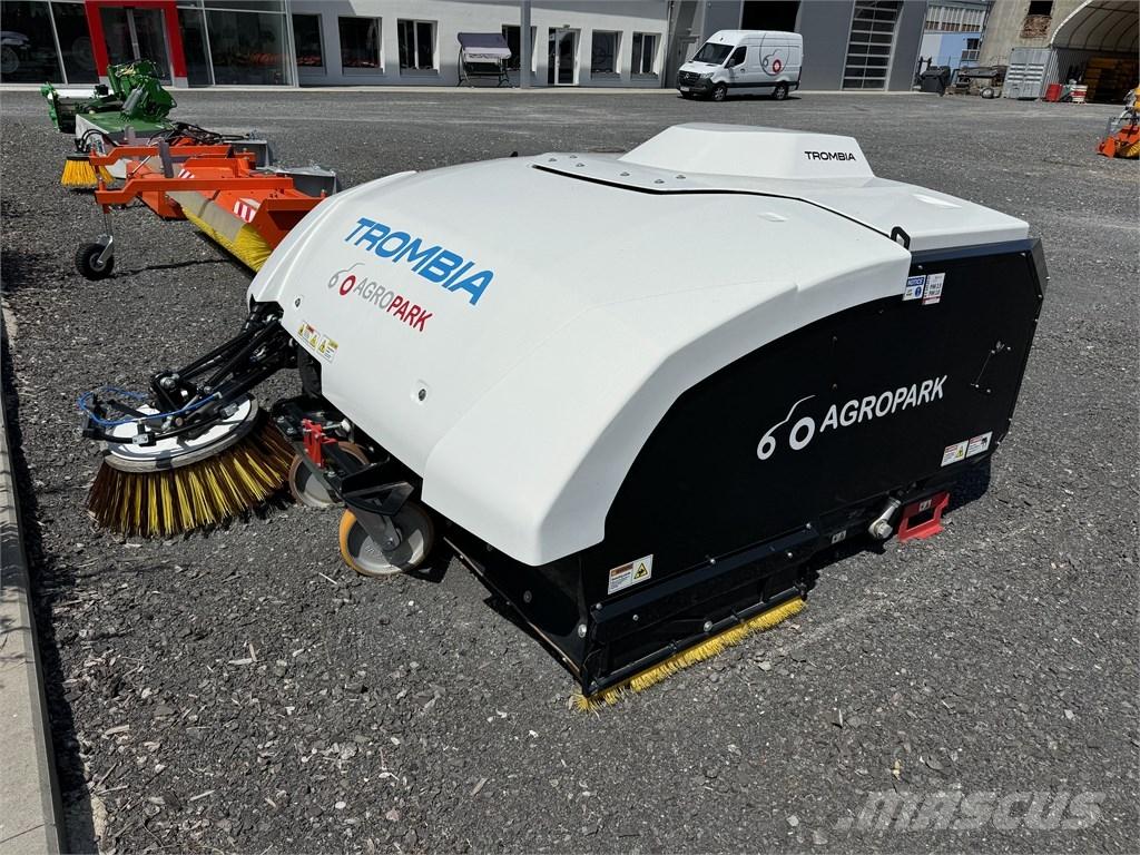  TROMBIA 220 Szczotki