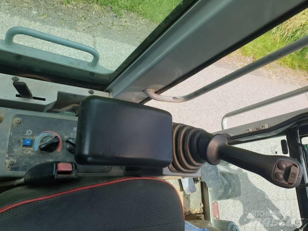Takeuchi TB175W Koparki kołowe