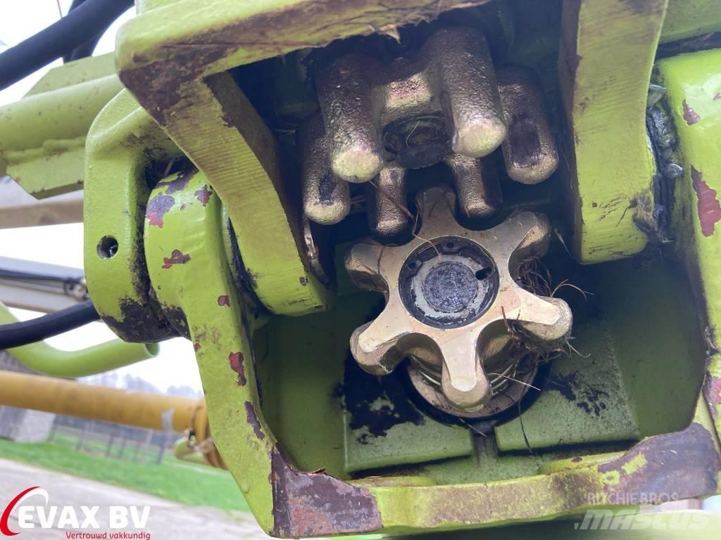 CLAAS Volto 870 T Zgrabiarki i przetrząsacze