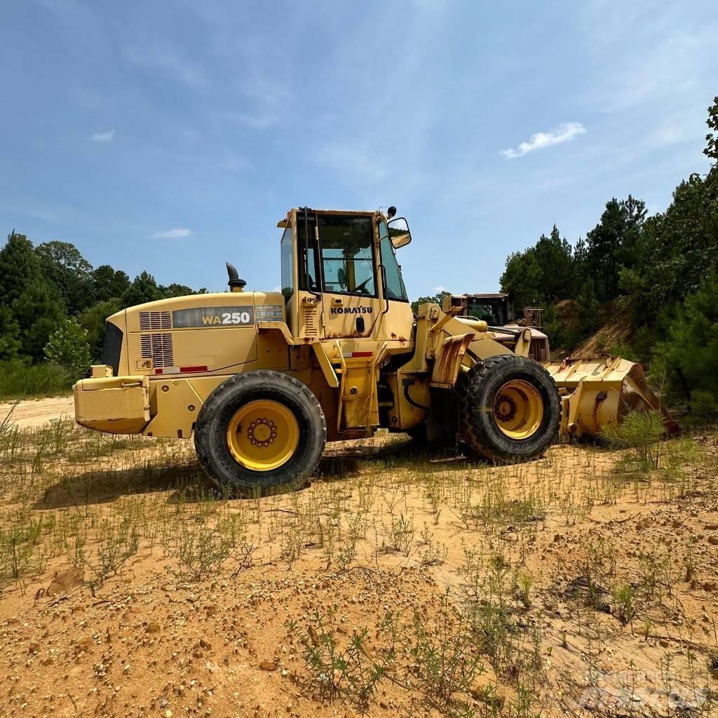 Komatsu WA 250 L-5 Ładowarki kołowe
