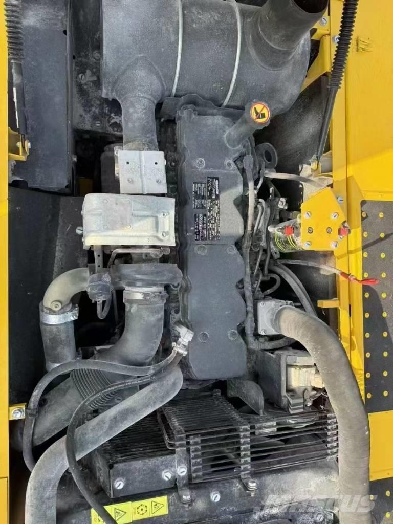 Komatsu PC 220-8 Koparki gąsienicowe