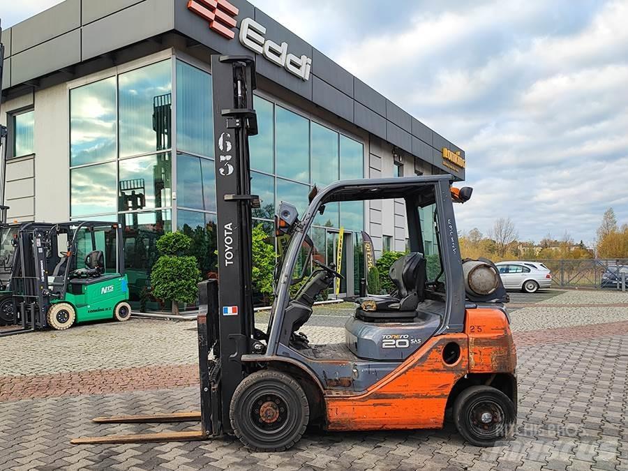 Toyota 02-8FGF20 Wózki LPG