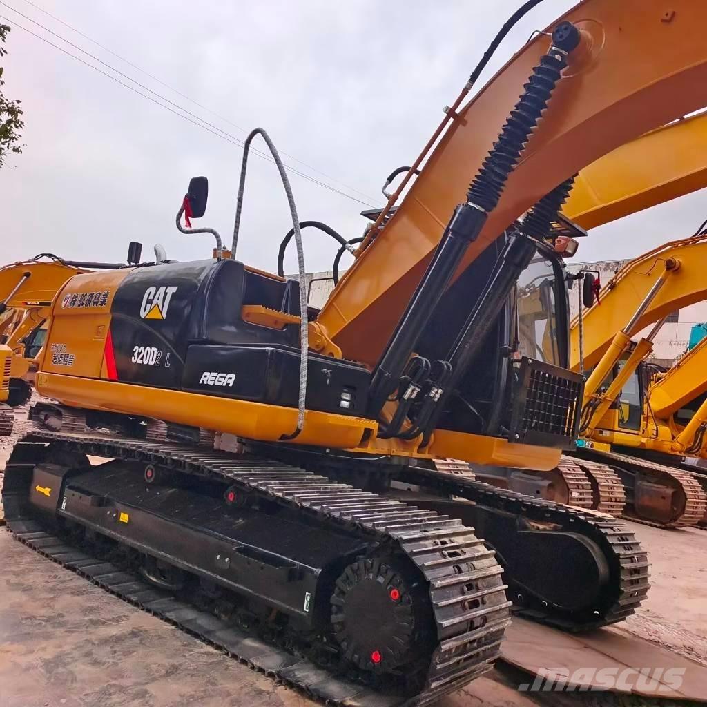 CAT 320 D2L Koparki gąsienicowe