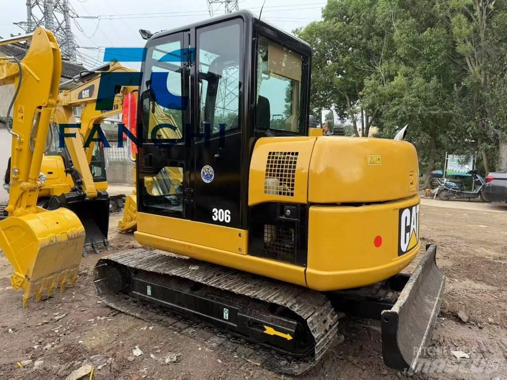 CAT 306 Minikoparki
