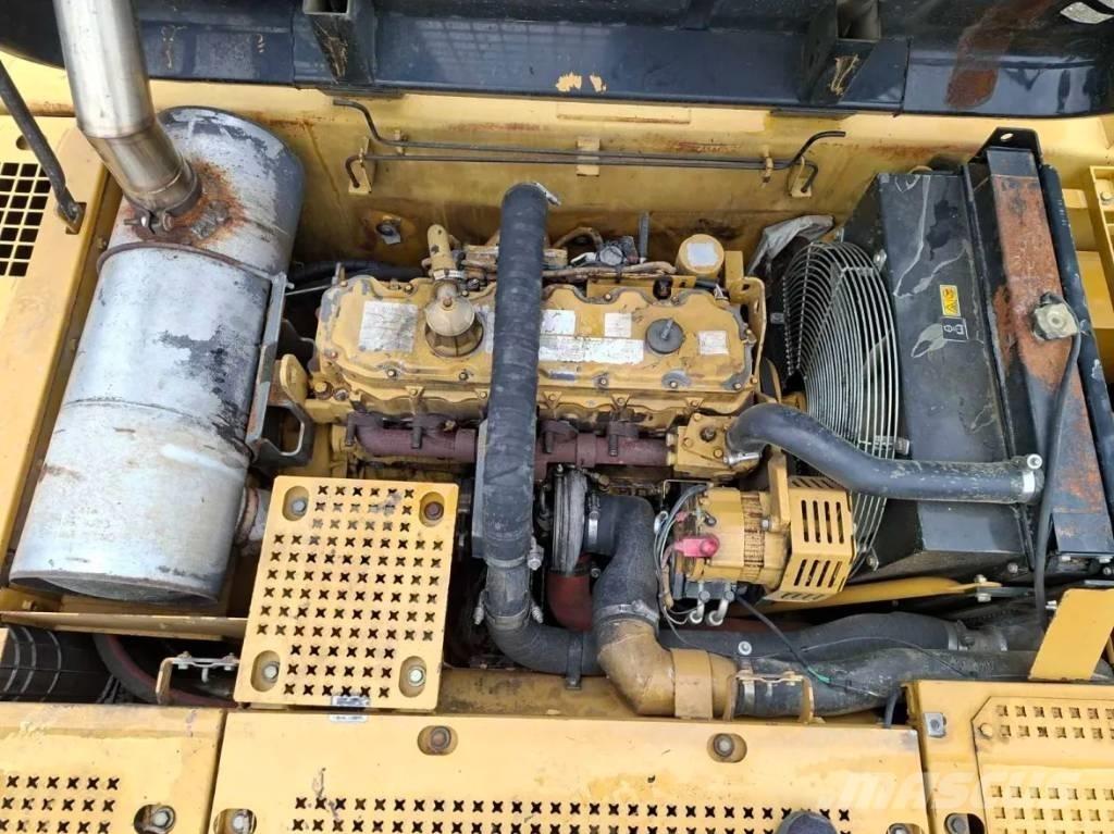 CAT 322 C Koparki gąsienicowe