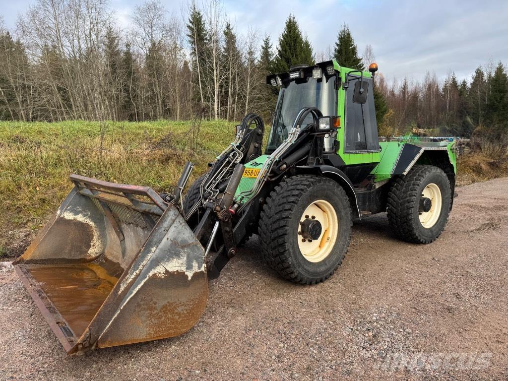 LM Trac 680 Maszyny komunalne