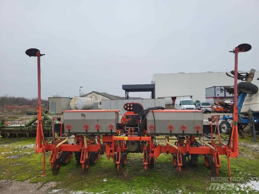 Kuhn Planter 2 Siewniki punktowe