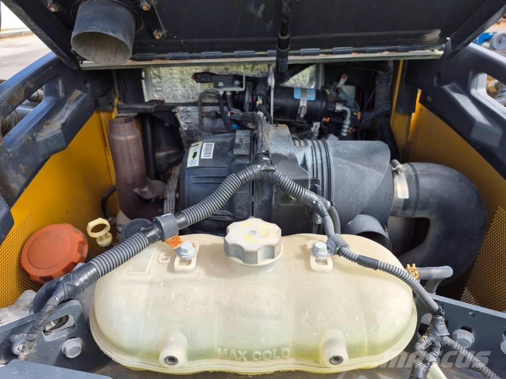 John Deere 320 Ładowarki burtowe