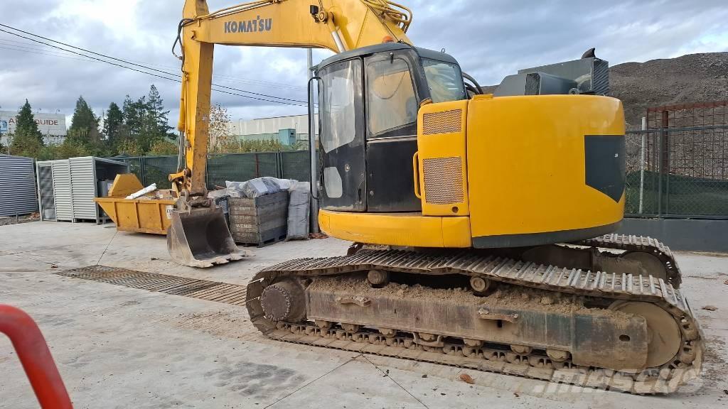 Komatsu PC 228 Koparki gąsienicowe