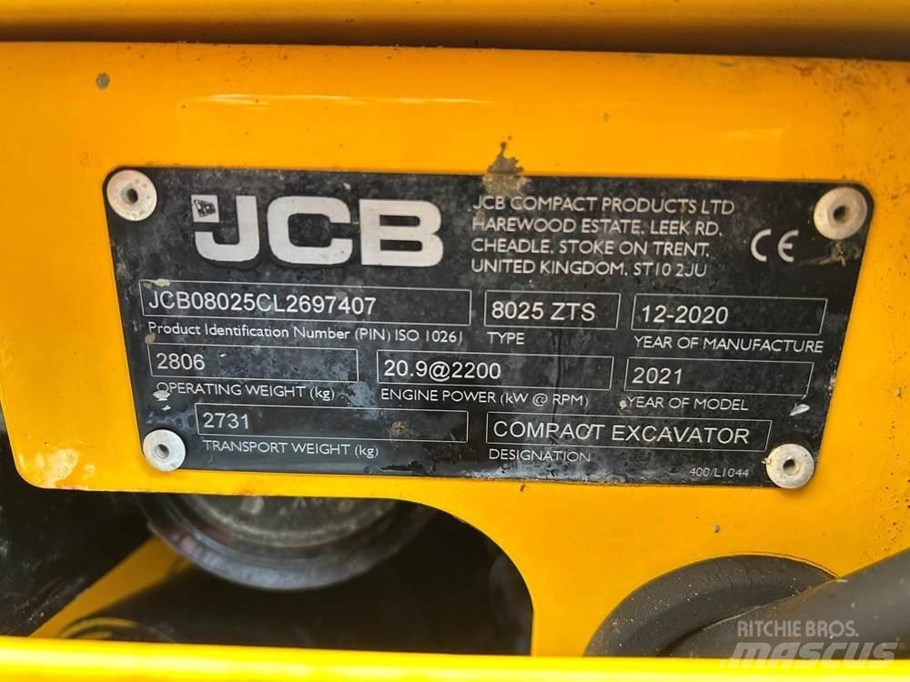 JCB 8025 Minikoparki