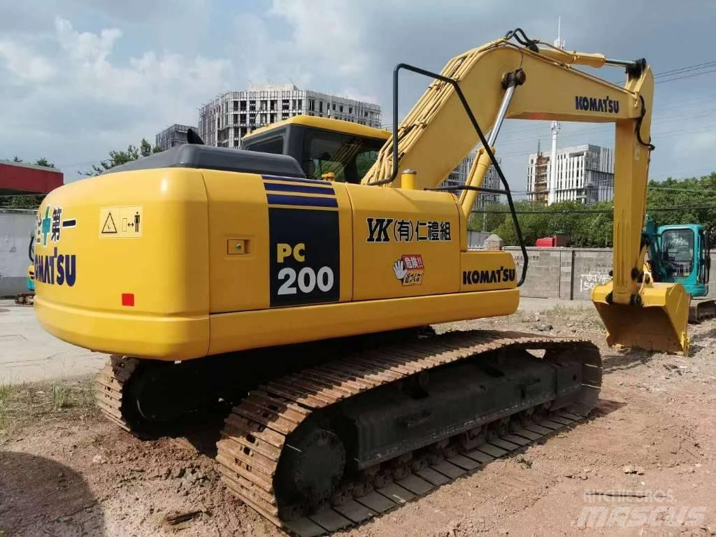 Komatsu PC 200 Koparki gąsienicowe