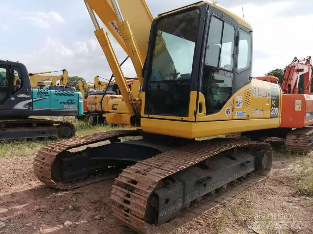 Komatsu PC 200 Koparki gąsienicowe