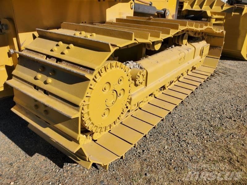 CAT D 6 K 2 LGP Spycharki gąsienicowe